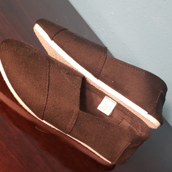 Flats - Picture 6 of 8